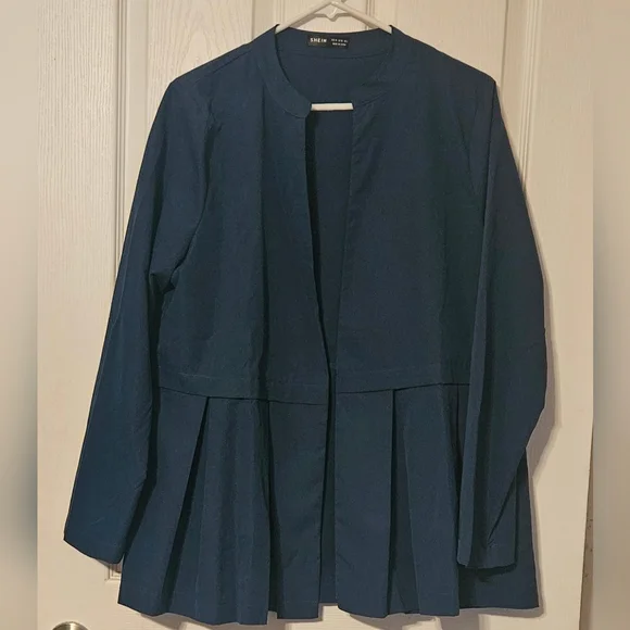 SHEIN Mulvari Pleated Hem Solid Coat Without Belt Size Medium - Picture 4 of 5